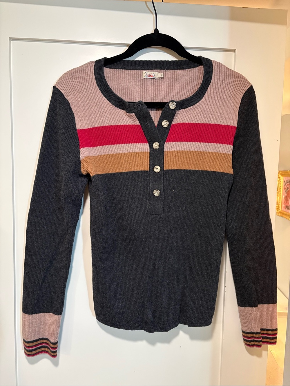 Faherty Charcoal, pink/ tan striped Long-Sleeve ribbed Henley Sweater women’s L